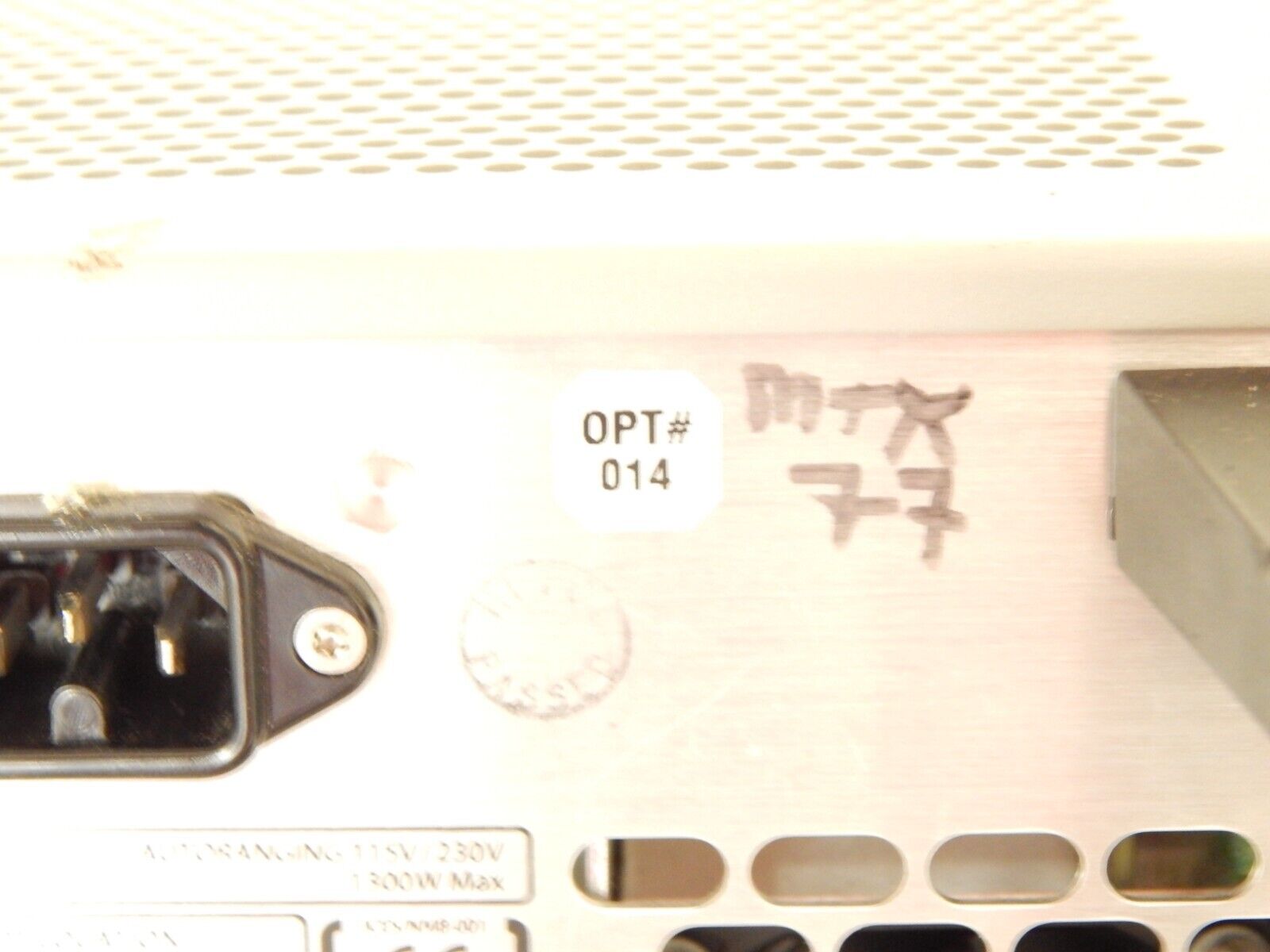 HP - Agilent - Keysight 16902A-014 Logic Analyzer Mainframe HP - Agilent - Keysight 16902A-014 Logic Analyzer Mainframe